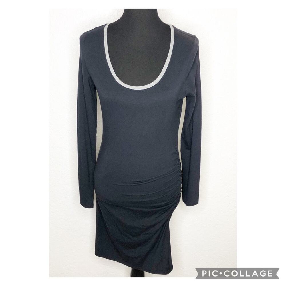 Athleta charcoal black gray ruched side scoop neck knit dress size Small